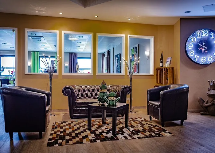 阿姆娜酒店 特里尔